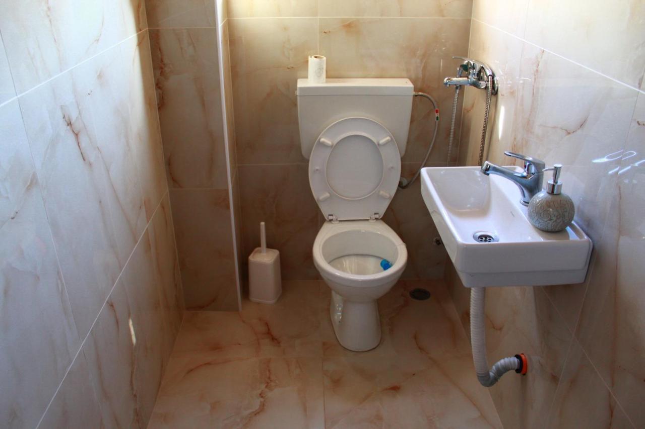 Bed and Breakfast 2 Kitarat Bb Влёра Экстерьер фото