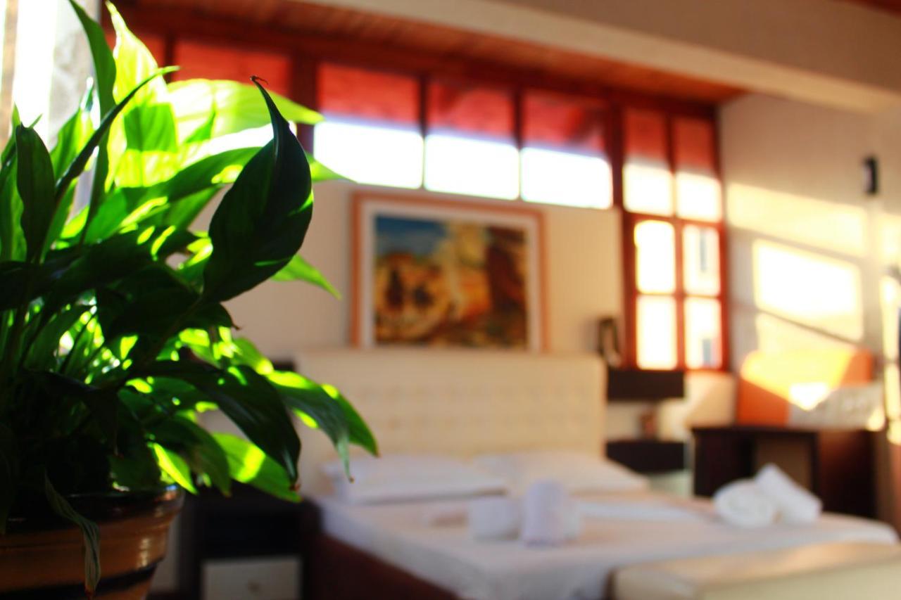 Bed and Breakfast 2 Kitarat Bb Влёра Экстерьер фото