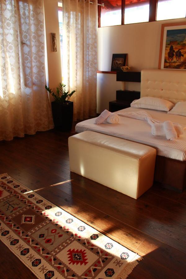 Bed and Breakfast 2 Kitarat Bb Влёра Экстерьер фото