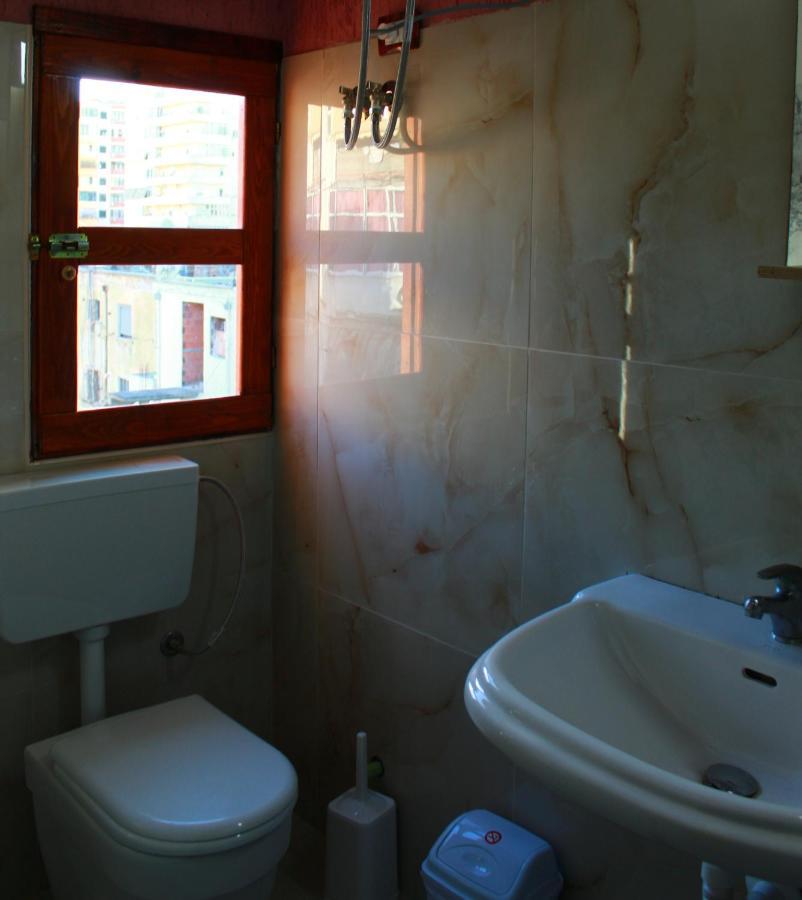 Bed and Breakfast 2 Kitarat Bb Влёра Экстерьер фото